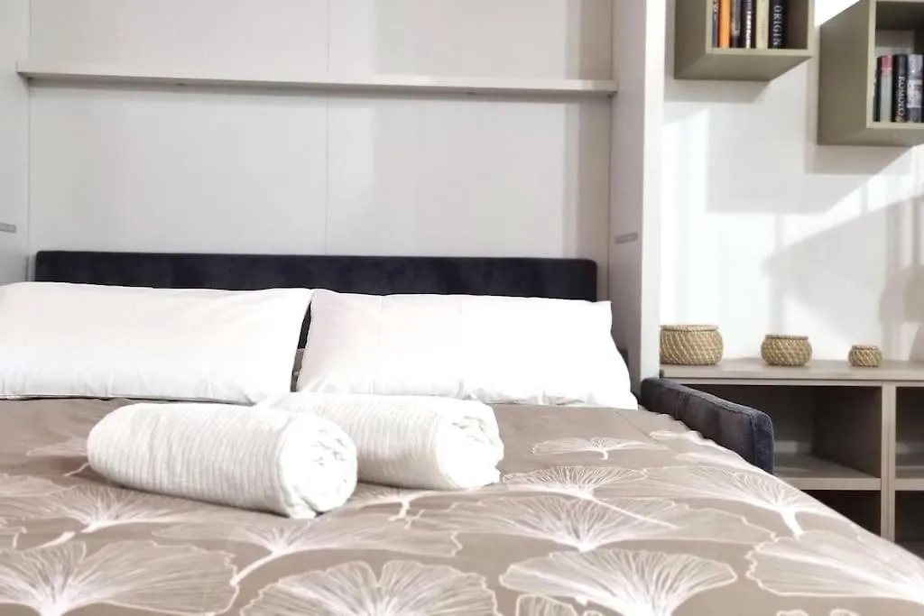 City Center Self Check-In Apartment Bergamo 0*,  Italy