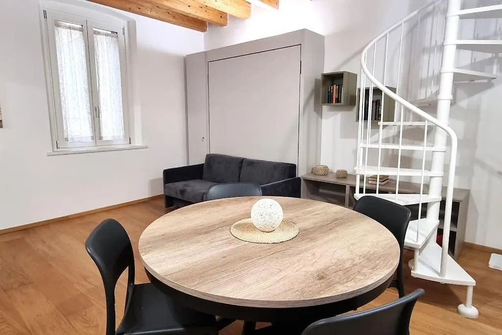 City Center Self Check-In Apartment Bergamo Italy